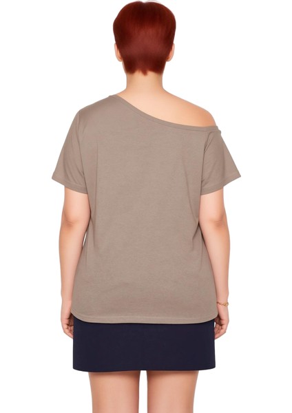 Moda Büyük Beden Devrik Yaka Örme Regular Düz Desen Casual Günlük Crop Kısa Kol Bluz modelleri