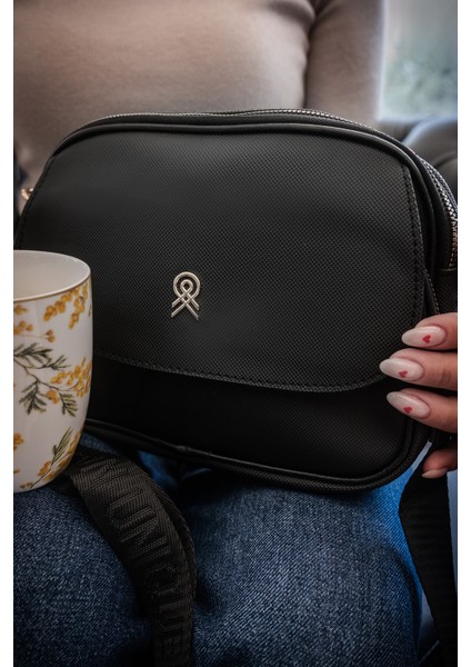 Astarlı Askılı 3 Bölmeli El ve Omuz Çantası 111003 fırsatları