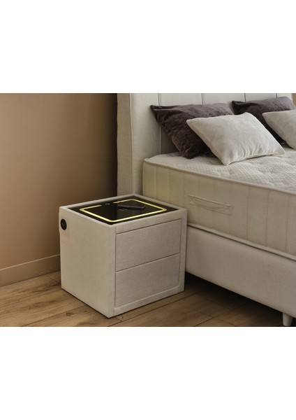 Zeus Akıllı Komodin | Kablosuz Şarj – Bluetooth Hoparlör – Dokunmatik LED – Bej Kumaş Kaplama