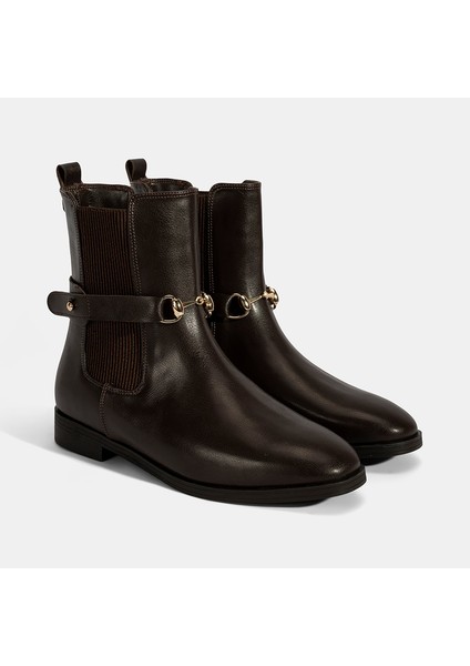 Kadın Kahve Metal Toka Aksesuarlı Bot