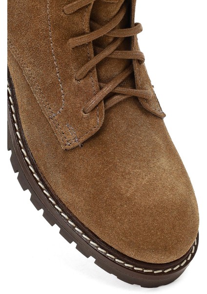 Kadın Taba Fermurlı Kalın Tabanlı Süet Deri Postal Bot 25WFD188110