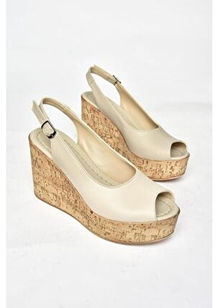 Bej Dolgu Topuklu Kadın Ayakkabı Suni Deri Taban Yüksek Topuk 10 cm