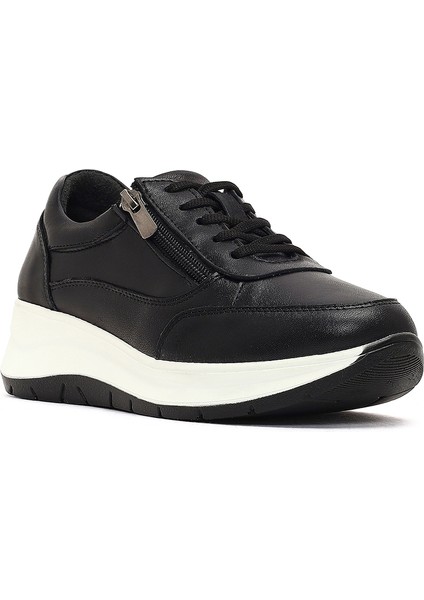 Kadın Siyah Bağcıklı Kalın Tabanlı Deri Sneaker 25AFD501718