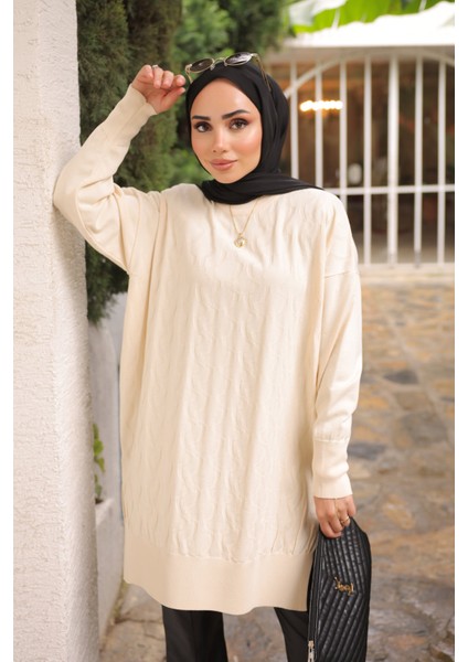 Krem Bisiklet Yaka Soğuk Iplik Triko Tunik fiyatları