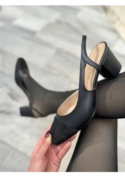 Alvea Kadın Süet Küt Burun Ayakkabı Zarif ve Modern Ön Tasarım