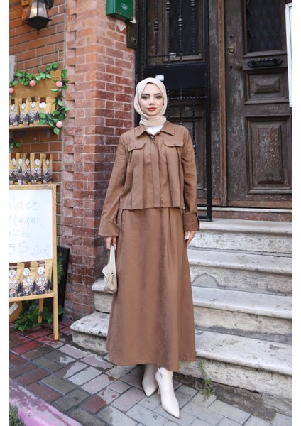 Cepli Detaylı Süet Etekli Takım