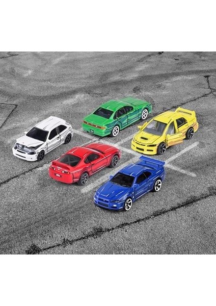 - Araç Seti Serisi (5 Araba) - 5 Adet Metal Oyuncak Araba, Tarzı, Her Biri 7,5 Cm, ve 3 Yaşından Büyük Çocuklar Için, Serbest, Süspansiyon ve Açılacak modelleri