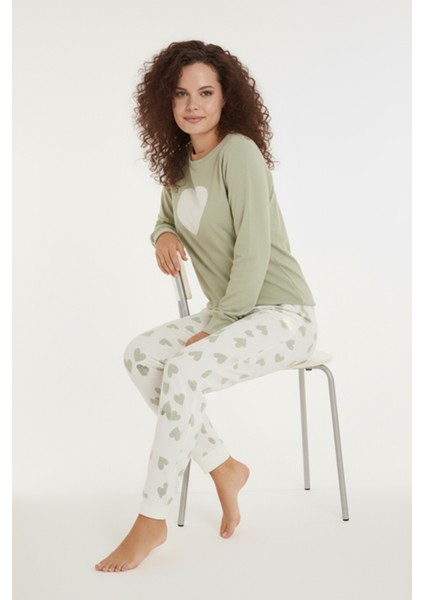 Luxury Thermal Büyük Kalp Desenli Kadın Polar Kışlık Pijama Takımı – 42047 fiyatları