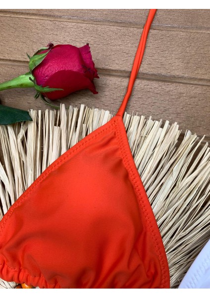 Kadın Likralı Esnek Yandan ve Boyundan Bağlamalı Şık Ipli Üçgen Bikini Takım fırsatları