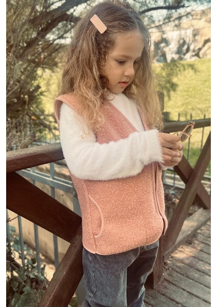 Unisex Çocuk Fermuarlı Cepli Peluş Yelek modelleri