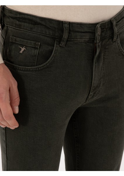 Erkek Yeşil Slim Fit Pamuk Karışımlı Jean Pantolon 50308687-VR054 indirimleri