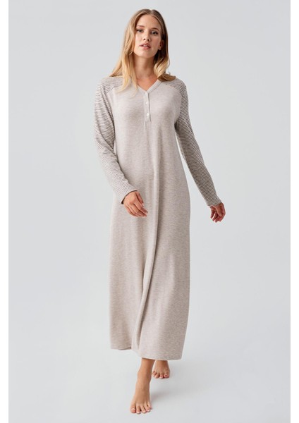 Uzun Kollu Düğmeli Esnek Yumuşak Dokulu Viskoz Gecelik 18103 fiyatları