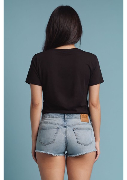 Enjoy Being Alone Baskılı V Yaka Siyah Kadın T-Shirt fiyatları