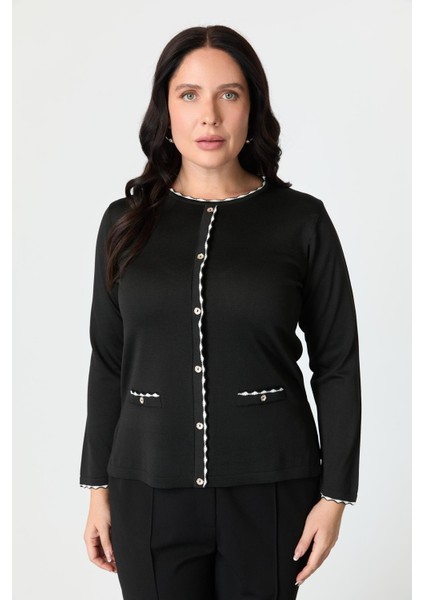 Büyük Beden Düğme Detaylı Triko Kazak-Siyah
