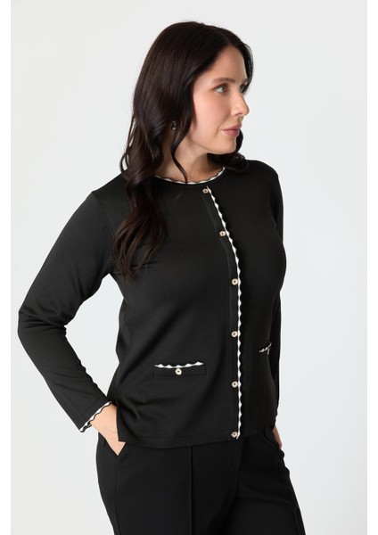 Büyük Beden Düğme Detaylı Triko Kazak-Siyah indirimleri
