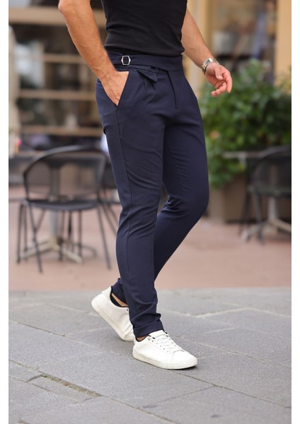 Kemer Detaylı Kuşaklı Old Money Kumaş Pantolon