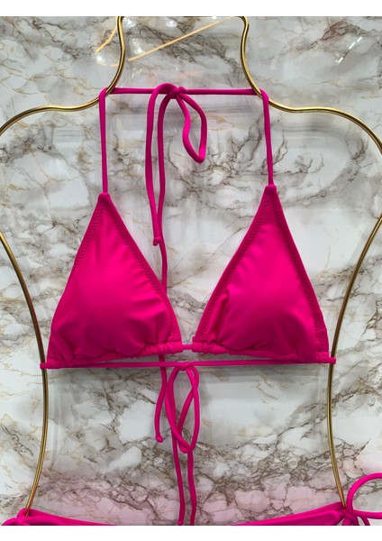 Kadın Likralı Esnek Yandan ve Boyundan Bağlamalı Şık Ipli Üçgen Bikini Takım fiyatları