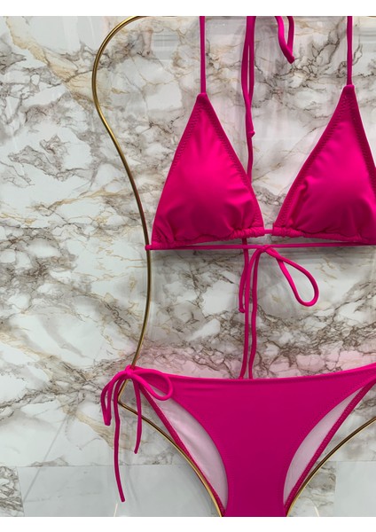 Kadın Likralı Esnek Yandan ve Boyundan Bağlamalı Şık Ipli Üçgen Bikini Takım modelleri