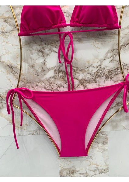 Kadın Likralı Esnek Yandan ve Boyundan Bağlamalı Şık Ipli Üçgen Bikini Takım fırsatları