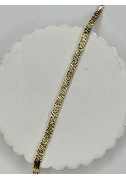 14 K Renginde Minimal Taşlı Ok Şeklinde Çift Renkli Bileklik