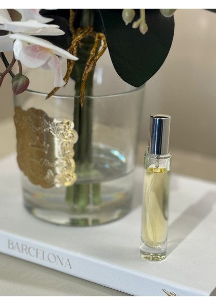 Yapay Orkideli Lüx Vazo No:4 modelleri