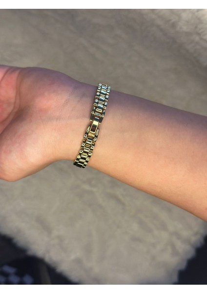 14 Ayar Altın Kaplama Renginde Sık Zincir Ara Taşlı Model fırsatları