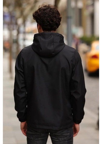 İçi Astarlı Su ve Rüzgar Geçirmez Erkek Cepli Yağmurluk indirimleri