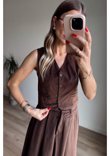 Kahverengi Ince Fitilli Yelek Etek Kadife Takım modelleri