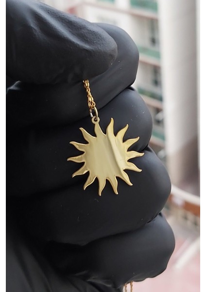 Kadın 925 Ayar Gümüş 24 Ayar Altın Kaplama Güneş Kolye