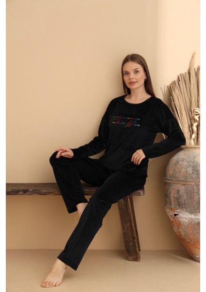 Kadife Pijama Takımı modelleri