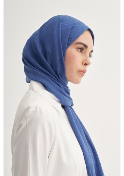 Simetrik Jakar Italyan Ipekli Şal Indigo fırsatları