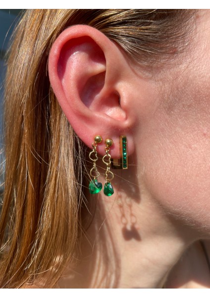 Zümrüt Zirkon Sallantılı Minimal Çelik Küpe fiyatları