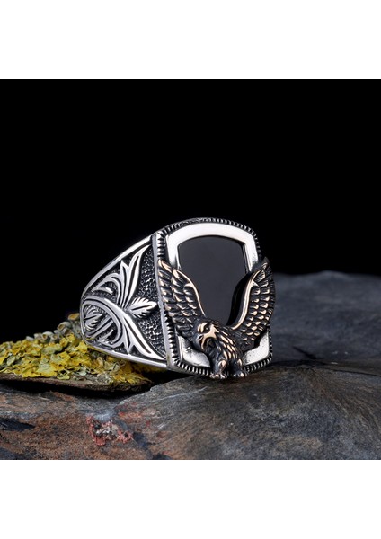 925 Ayar Gümüş Onix Taşlı Kartal Motifli Erkek Yüzük modelleri
