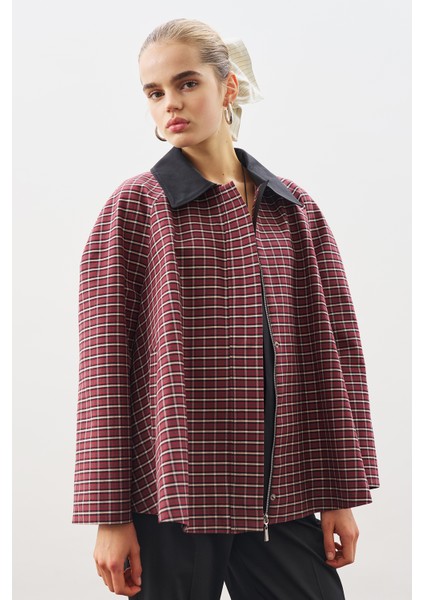 Kontrast Yakalı Trençkot Ekose modelleri