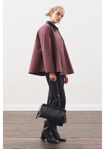 Kontrast Yakalı Trençkot Ekose fırsatları