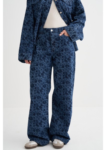 Floral Monogram Desen Jean Pantolon fırsatları