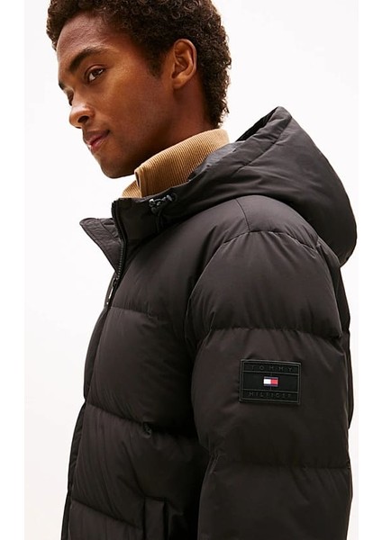 Erkek Regular Fit Kapüşonlu Dolgulu Şişme Mont - Siyah indirimleri