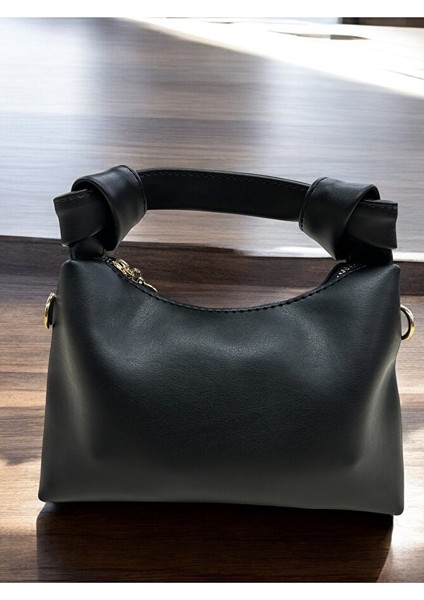 Kadın El ve Omuz Çantası Şık Tam Yeni Sezon Ürün EN:24CM YÜKSEKLIK:17CM indirimleri