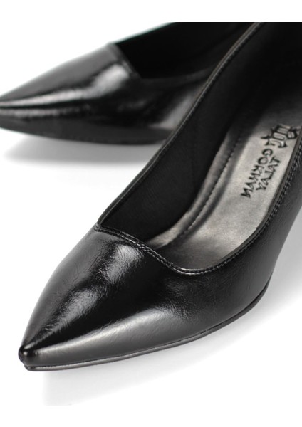 Zaneta Esnek Yumuşak Kaymaz Taban (4 Cm) Kadın Kalın Topuk Siyah Rugan Ayakkabı indirimleri