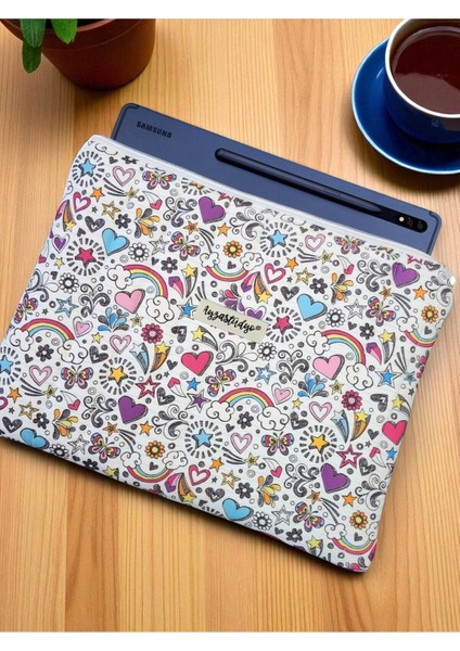 Rengarenk Doodle Desenli iPad Tablet Çantası, 10-12 Inç Uyumlu