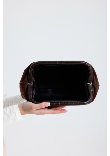 Kadın Koyu Kahve Süet Clutch El Çantası fiyatları