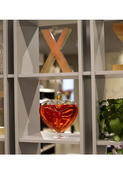 Kalp Şeklinde Şarap ve Viski Sürahisi 500ml Barlar ve Partilere Özel