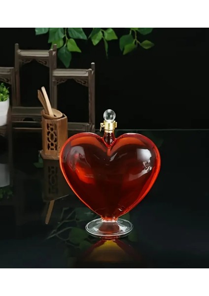 Kalp Şeklinde Şarap ve Viski Sürahisi 500ml Barlar ve Partilere Özel