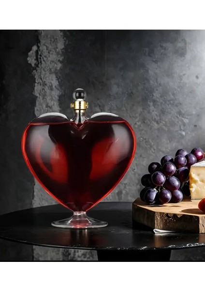 Kalp Şeklinde Şarap ve Viski Sürahisi 500ml Barlar ve Partilere Özel