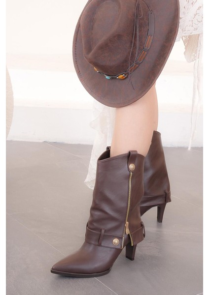 Olena Yan Fermuar Detaylı Yakalı Topuklu Kadın Bot Kahve fiyatları