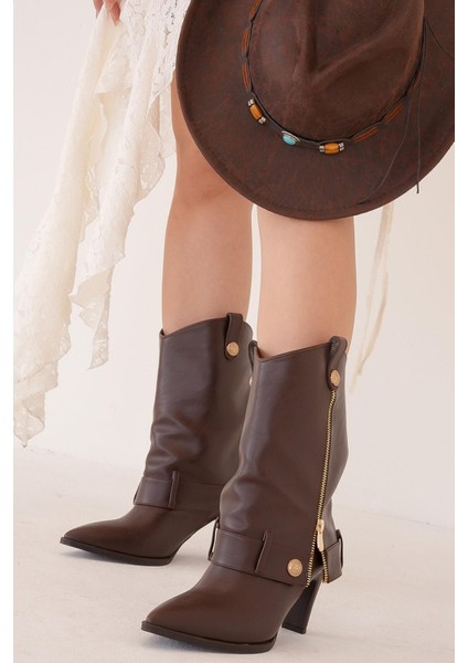 Olena Yan Fermuar Detaylı Yakalı Topuklu Kadın Bot Kahve modelleri