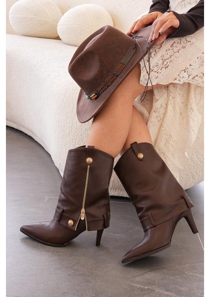 Olena Yan Fermuar Detaylı Yakalı Topuklu Kadın Bot Kahve fırsatları