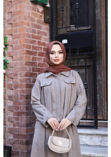 Cepli Detaylı Süet Etekli Takım modelleri