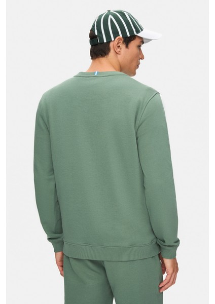 Valley Adaçayı Yeşili Bisiklet Yaka Baskılı Standard Fit Erkek Sweatshirt modelleri
