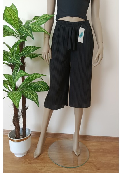 Kadın Fitilli Çizgili Raporlu Pamuklu Bermuda Pantolon modelleri